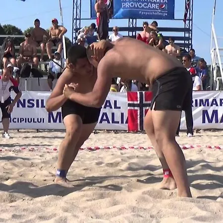 Laguna مانغاليا