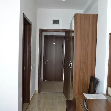 Laguna مانغاليا