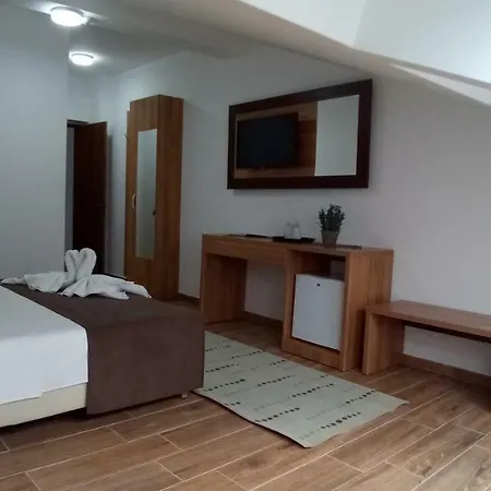 Otel Laguna 3*